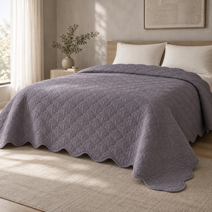 Vespera Scallop Quilt hero view